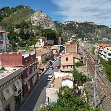 Pensjonat Th Luxury & Giardini-Naxos