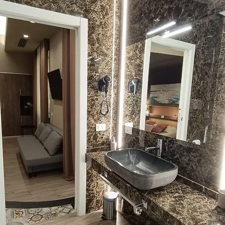 Th Luxury & Pensjonat