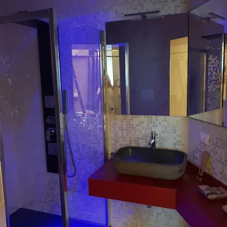 Th Luxury & بيت ضيافة جيارديني ناكسوس