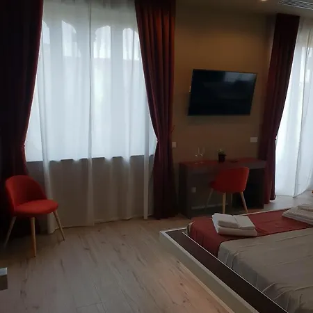 Th Luxury & Affittacamere 3*